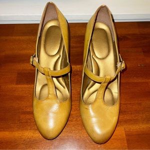 Kelly & Katie Mary Jane T Strap Heels